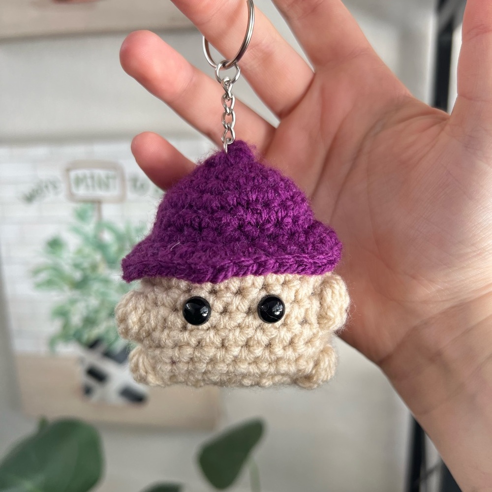 Handmade 💜 purple mushroom boi keychain